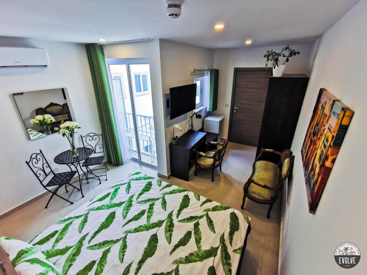Evolve Coliving Guesthouse Сліма Екстер'єр фото